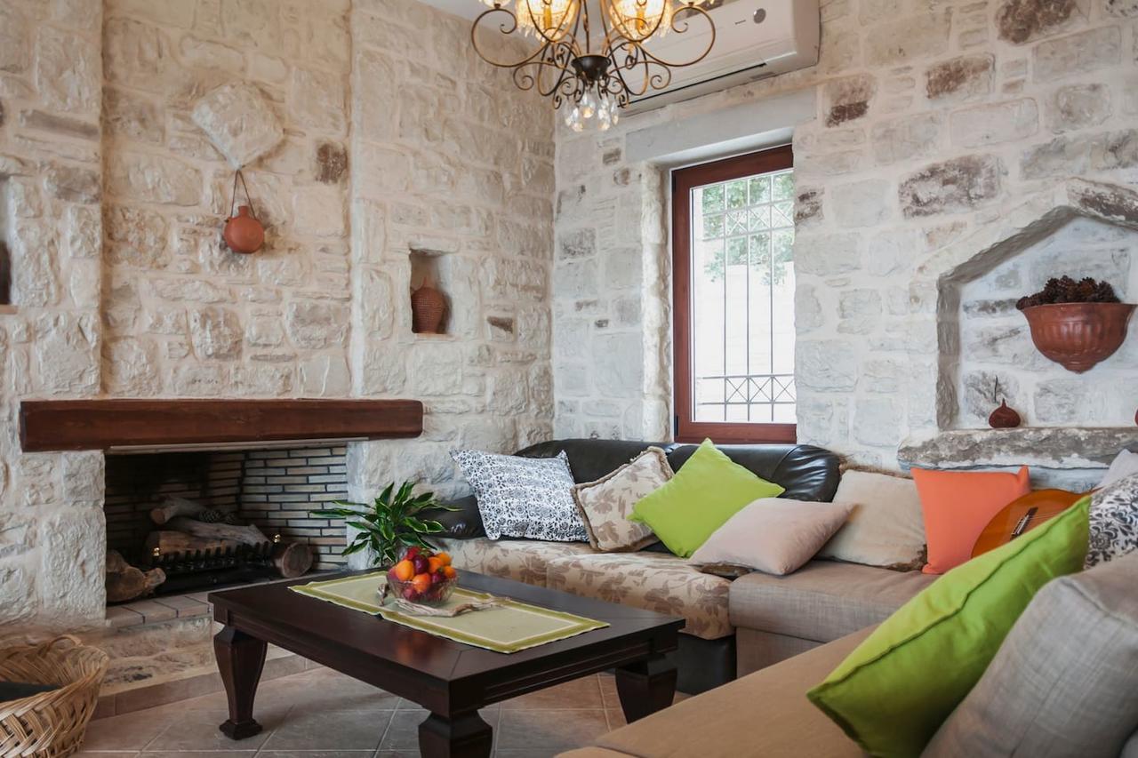 Bliss House Villa Plaka  Exteriör bild